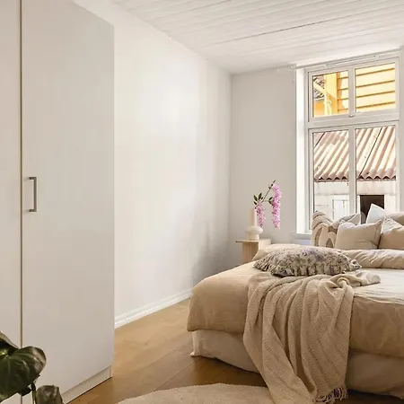 Apartamento Large Historic In The Part Of Bergen