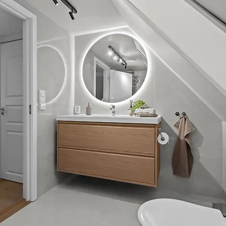 Apartman Large Historic In The Part Of